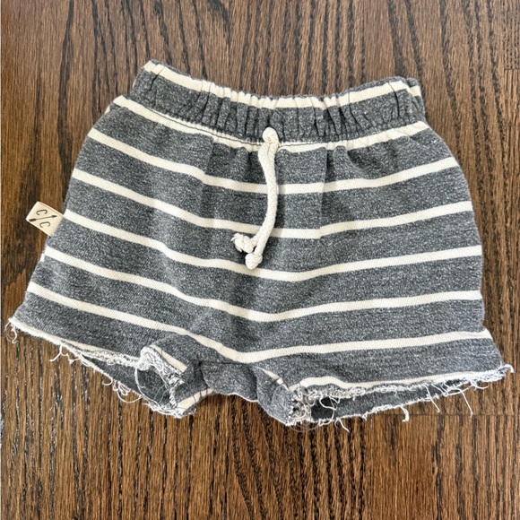Set of 3 Childhood Clothing Boy Shorts - Picture 3 of 5